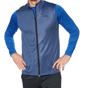 Oakley stretch performance vest SZ M ensign blue